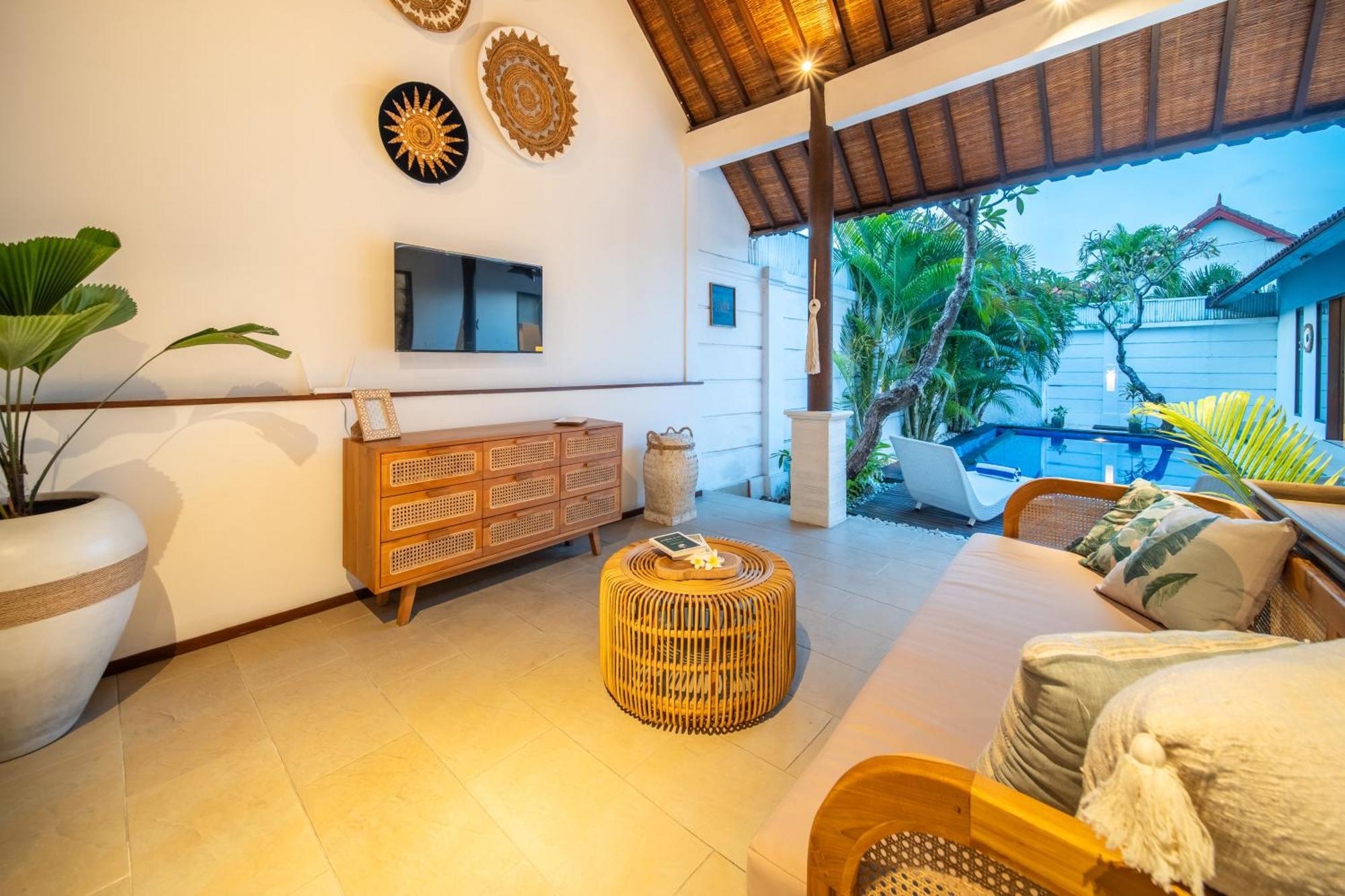 Free Pick-Up Balinese Style Tropical Private Pool Villa With 2 Bedrooms Seminyak  Exterior photo